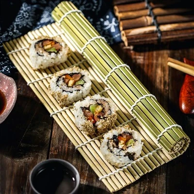 Tikar Buluh Sushi
